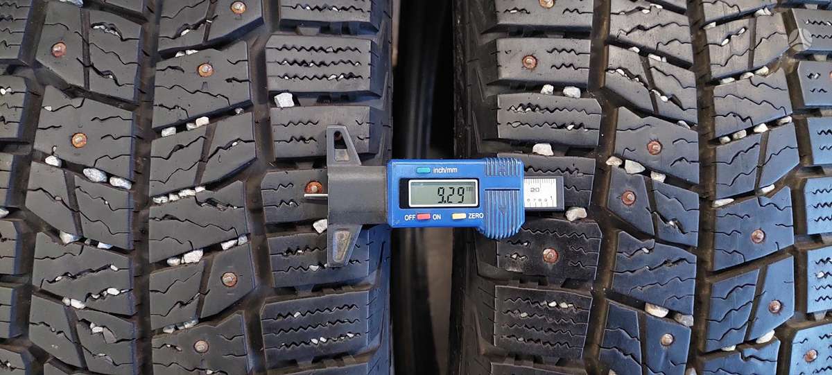 Continental, зимние 215/60 R17