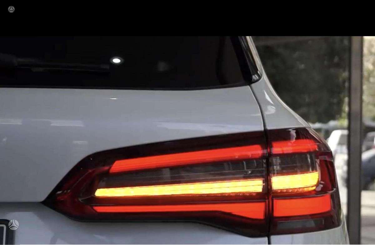 BMW X5 lights