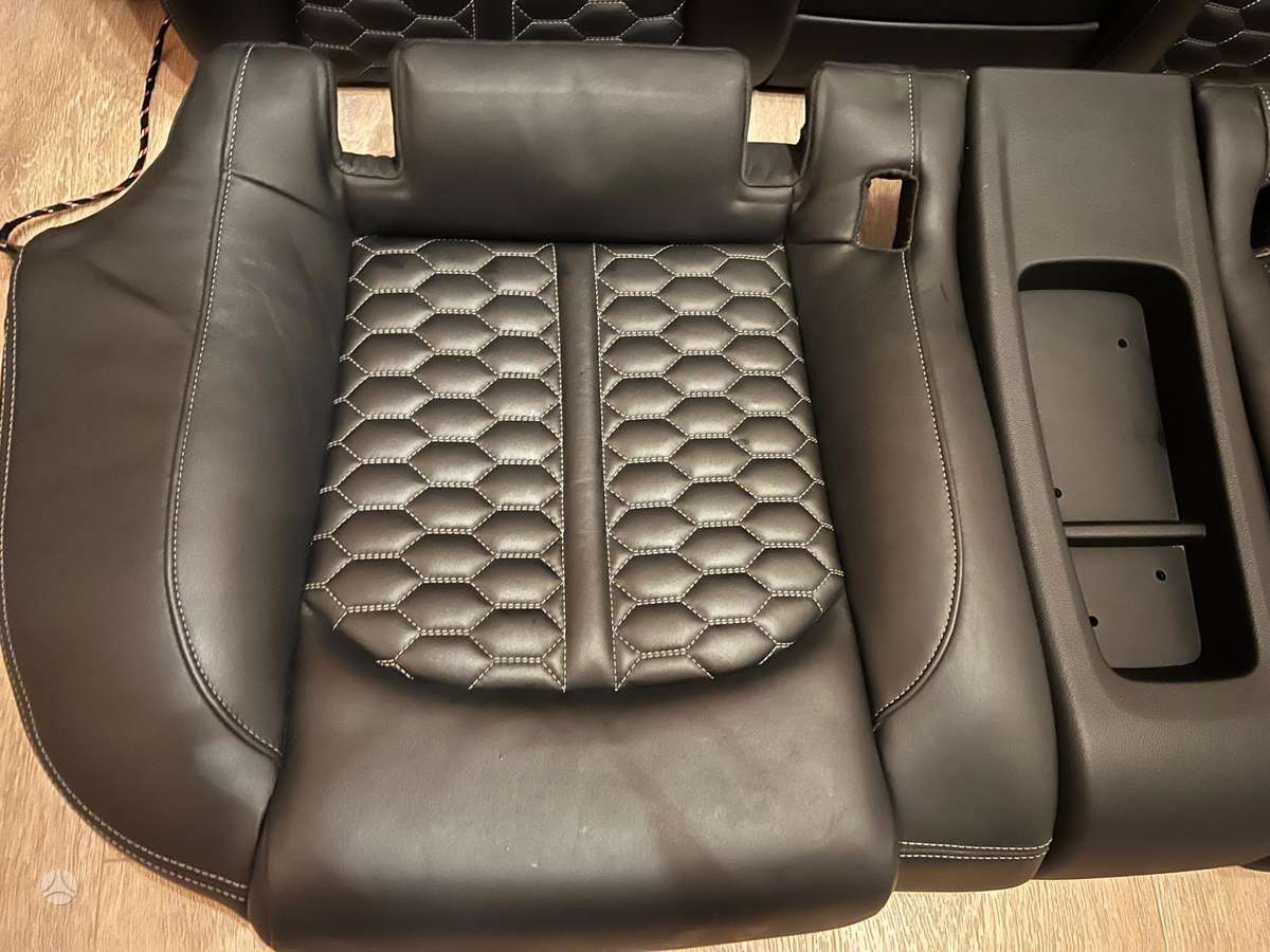 Audi RS 7 door upholstery, seats