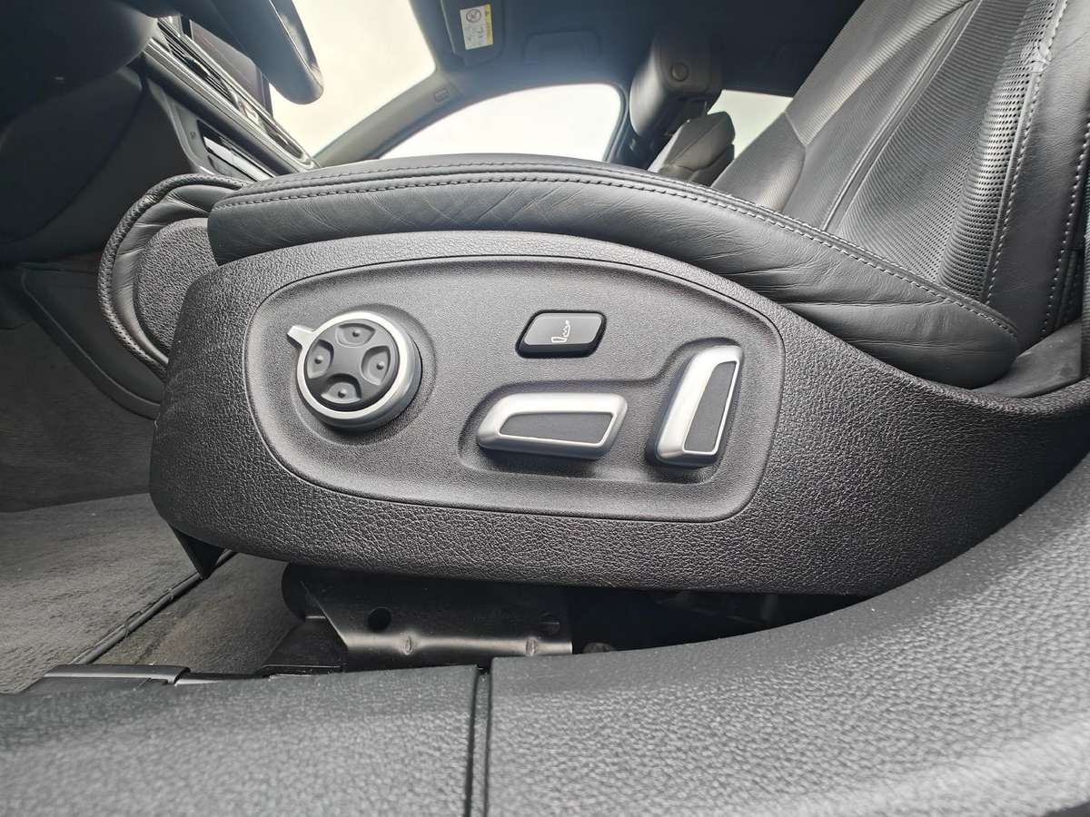 Audi A6, 3.0 l., Универсал