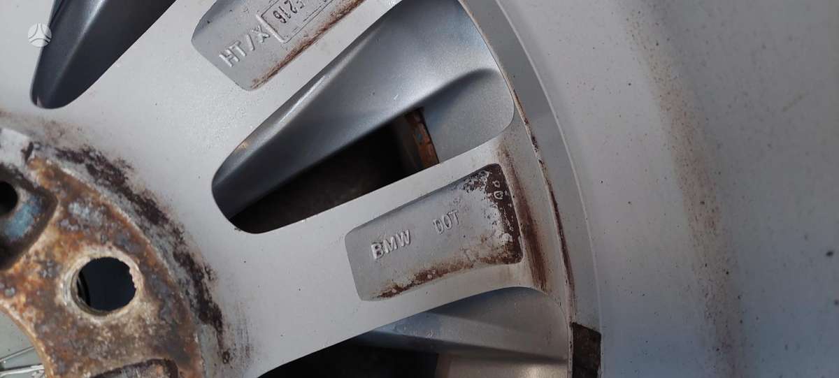 BMW, lengvojo lydinio, R18