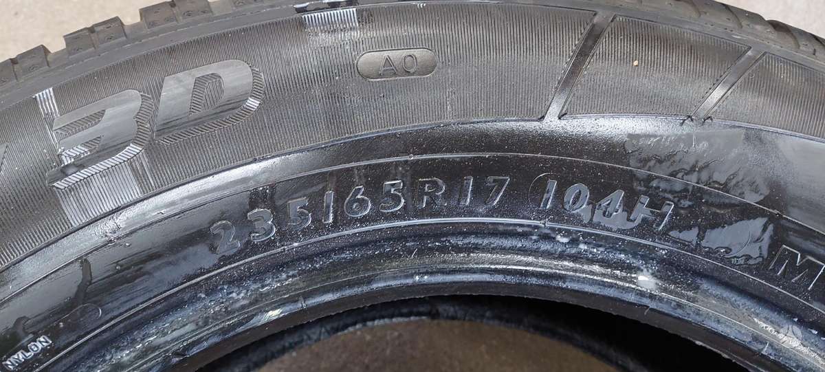 Dunlop, winter 235/65 R17