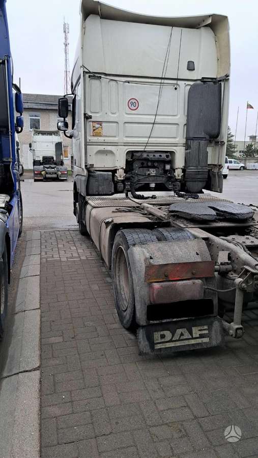 DAF XF460FT, semi-trailer trucks