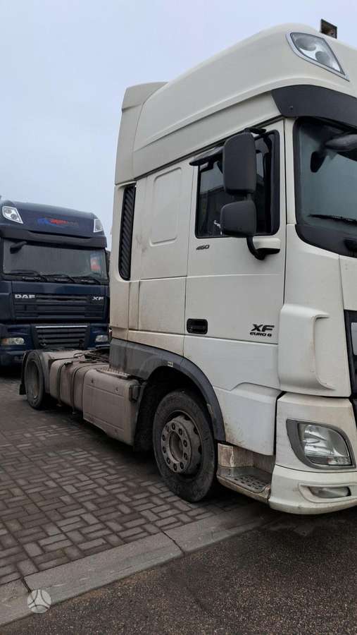 DAF XF460FT, semi-trailer trucks
