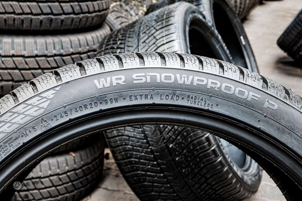 Nokian WR Snowproof P, winter 245/40 R20