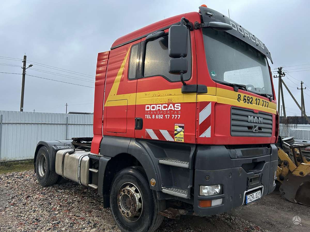 MAN TGS 440, single sleeper