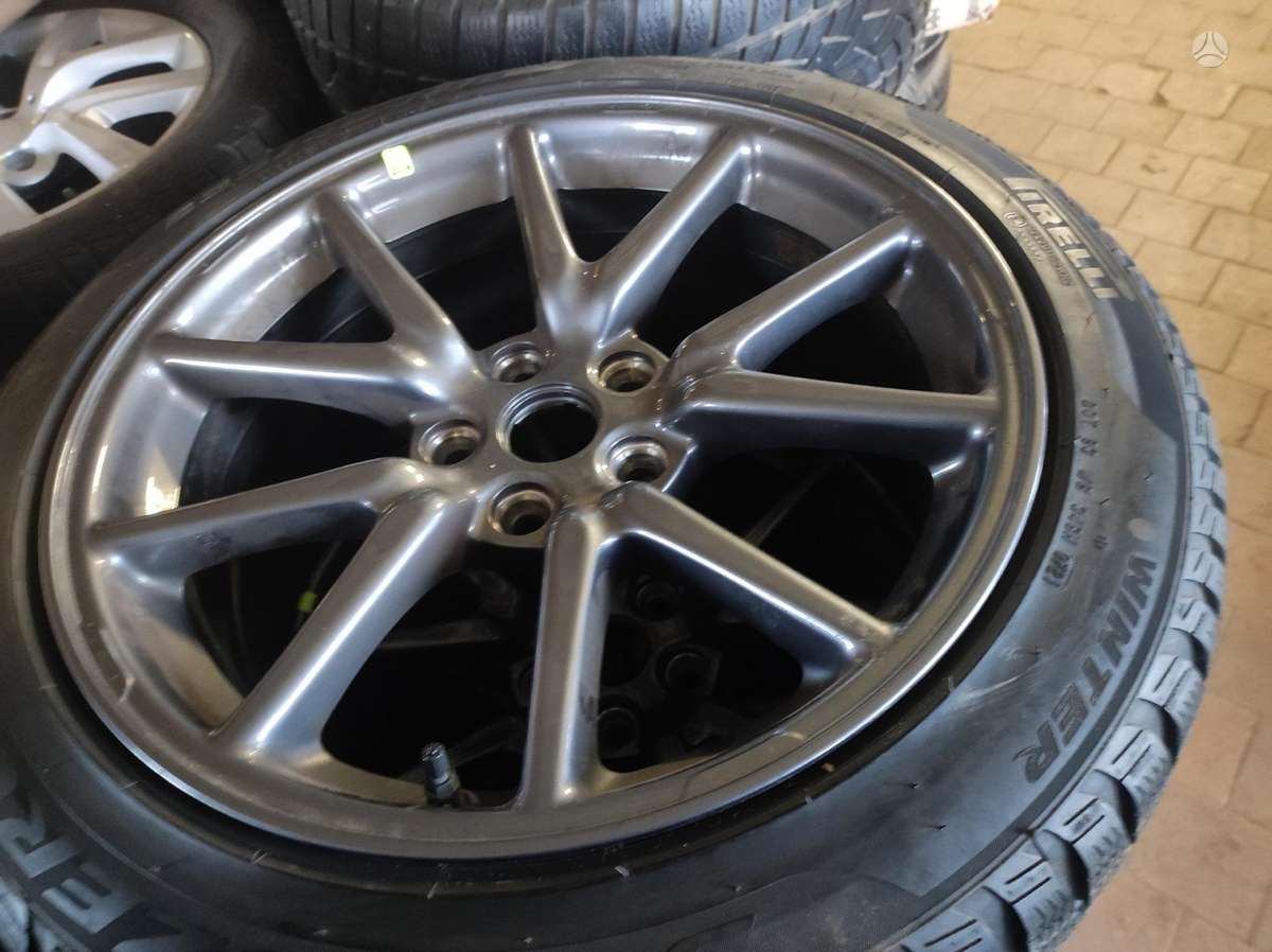 TESLA, vieglmetāla, R18