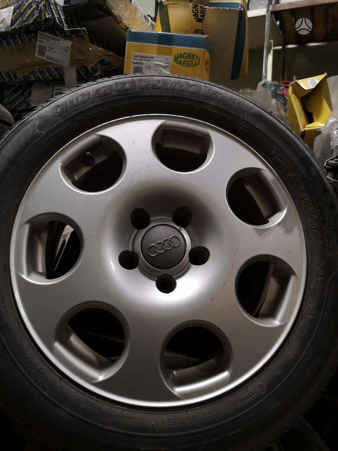 Audi A-6, lengvojo lydinio, R16