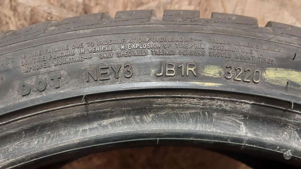 Goodyear UltraGrip Performance, winter 205/45 R18