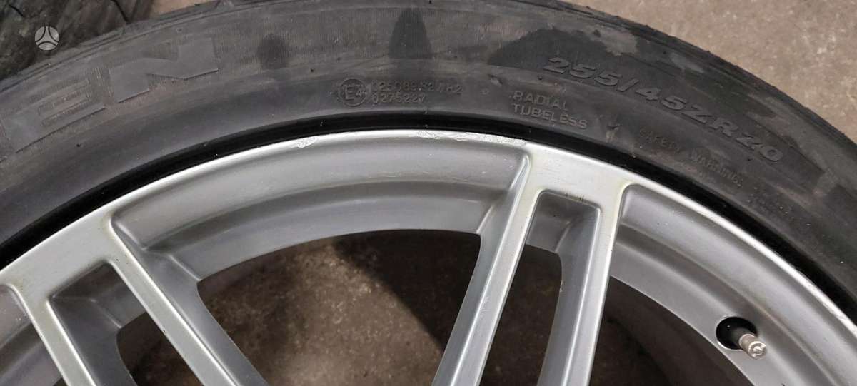 Audi, vieglmetāla, R20