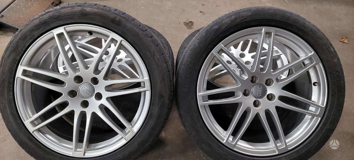 Audi, vieglmetāla, R20