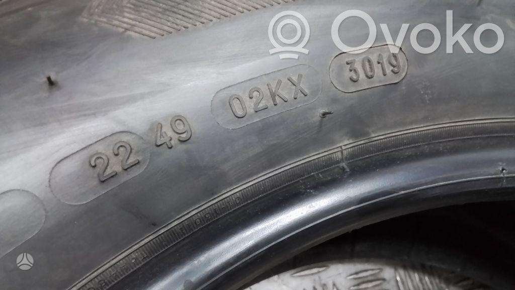 Michelin, žieminės 215/60 R16