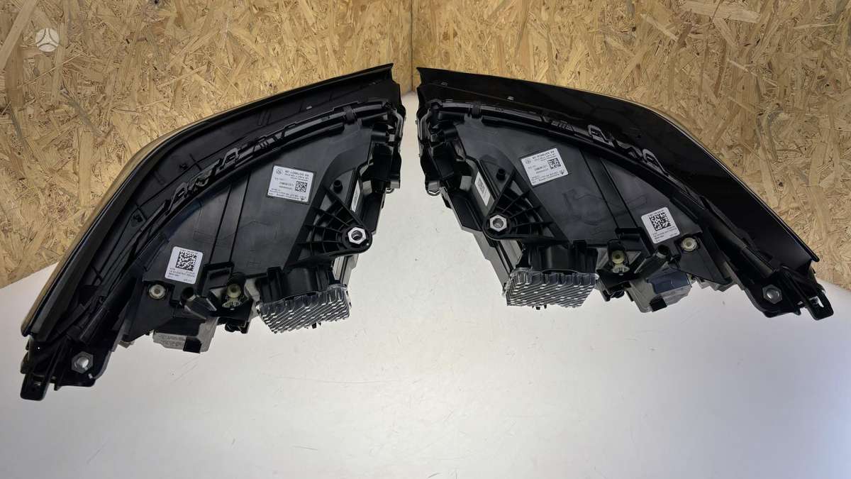 BMW 5 serija, 5A798D7 5A798D8