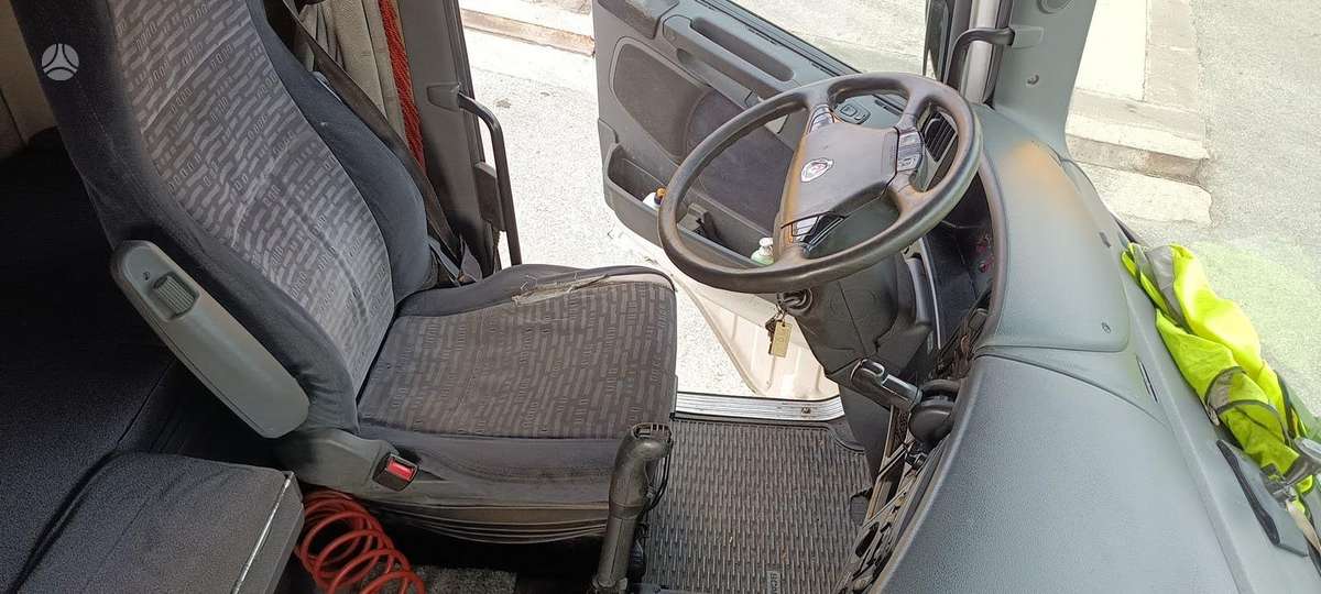 Scania R420 6x2 + hydro, double sleeper