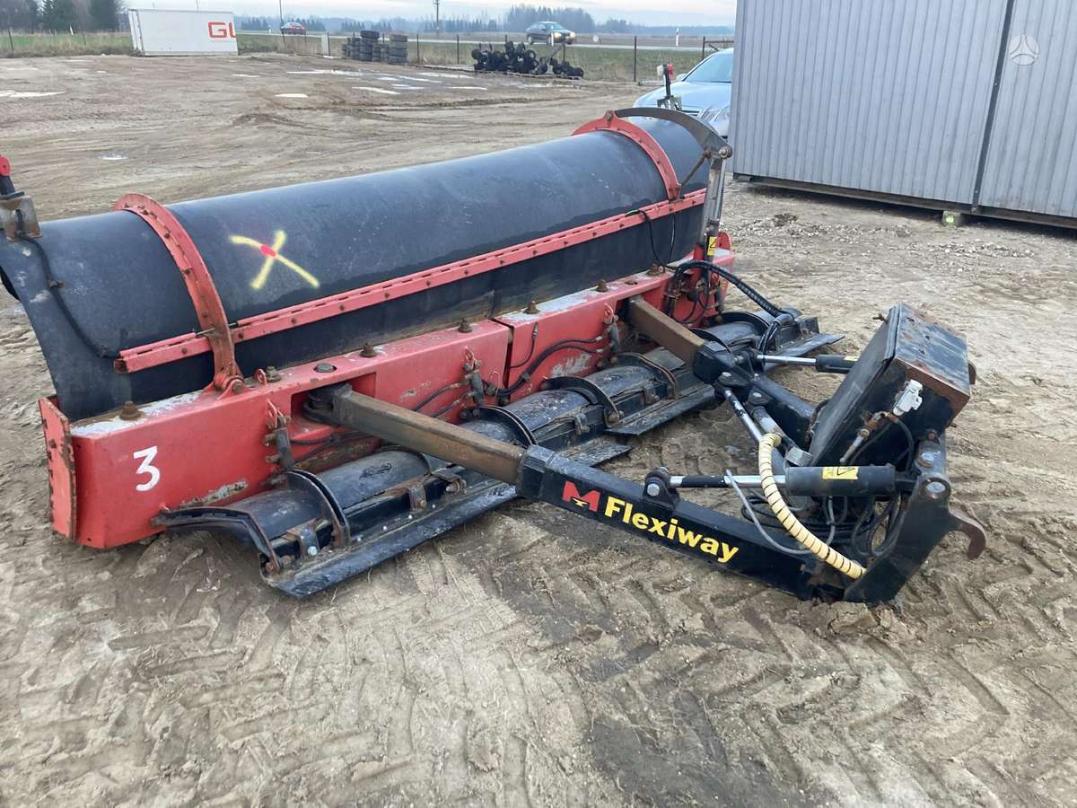 Mach DP37FW Flexiway, snow plows