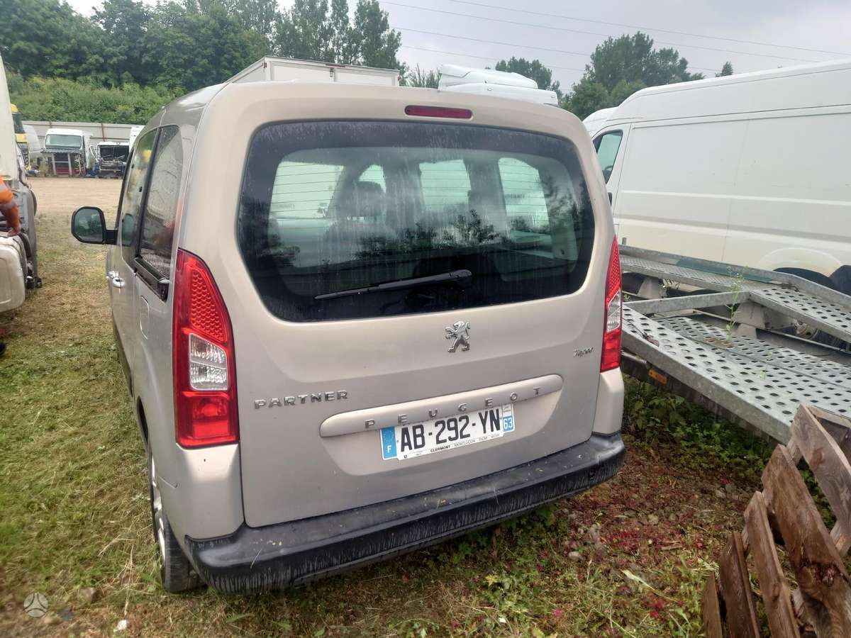 Peugeot Partner по частям