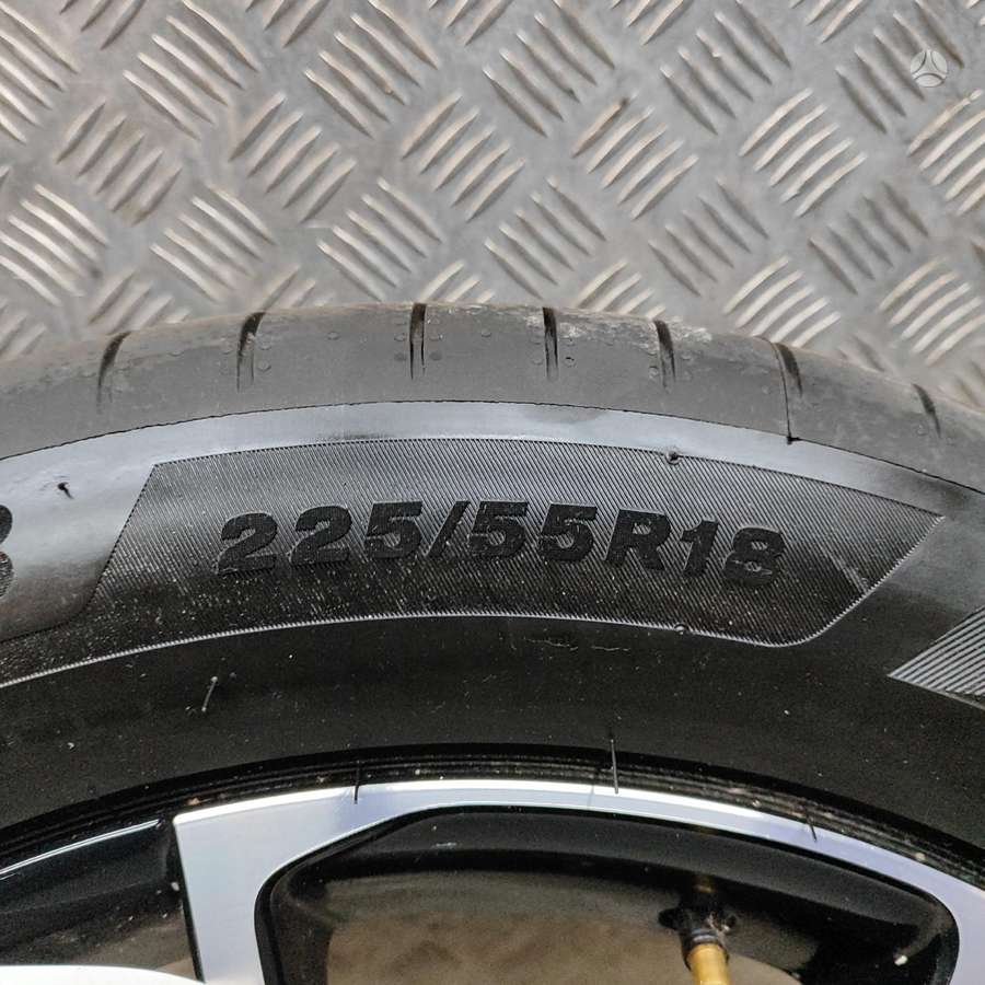 Toyota C-HR, light alloy, R18
