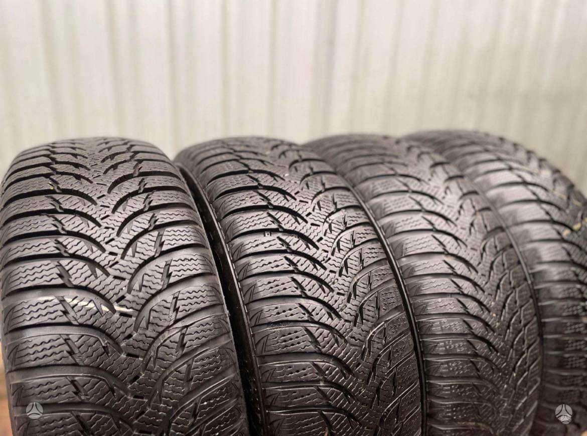 Kumho WinterCraft wp51, winter 215/60 R17