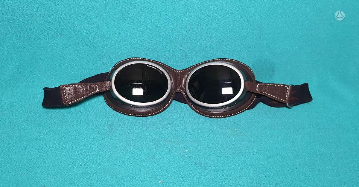 Cebe 500, Brilles