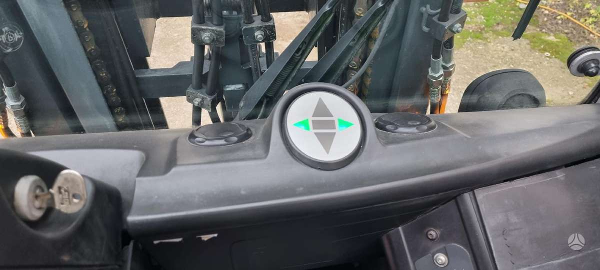 Still RX70-25, forklifts