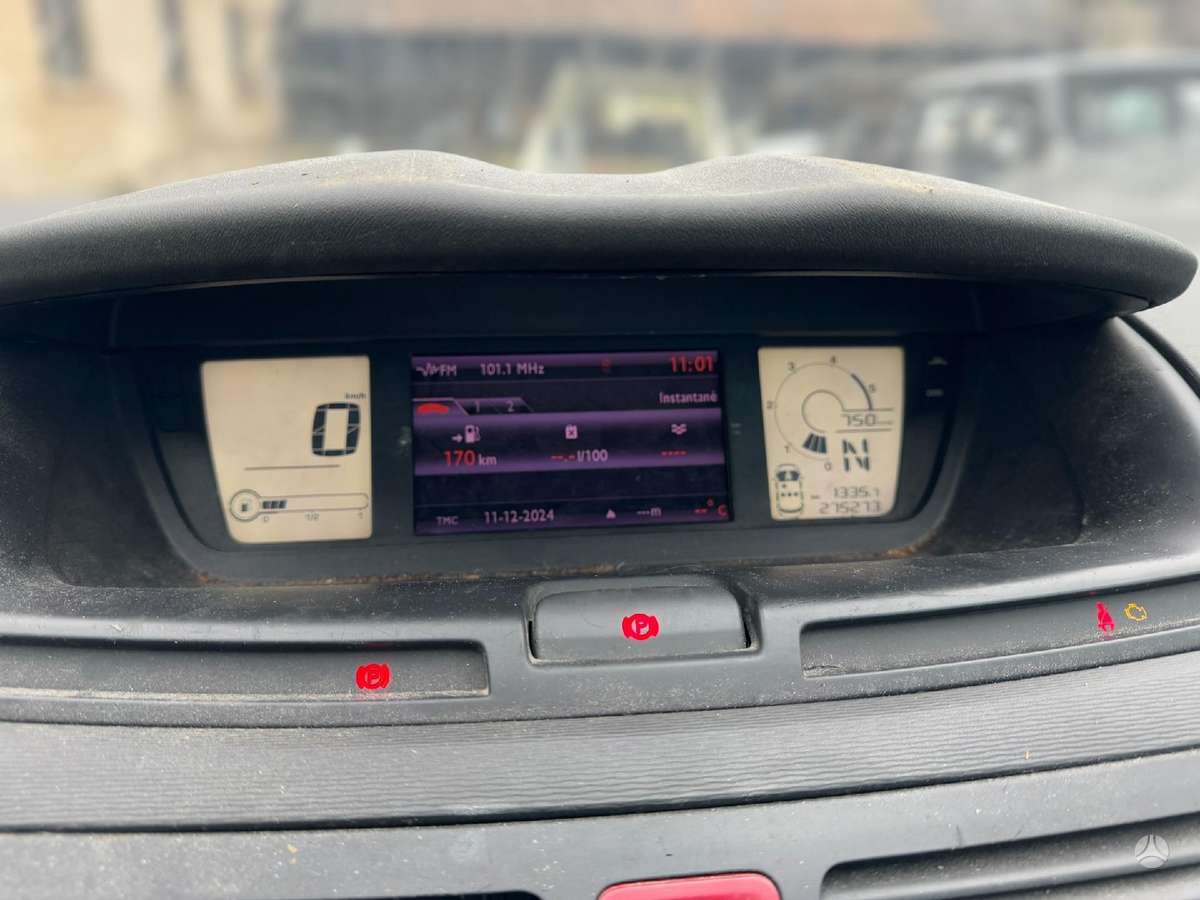Citroen C4 Picasso, 9HZ(DV6TED4)