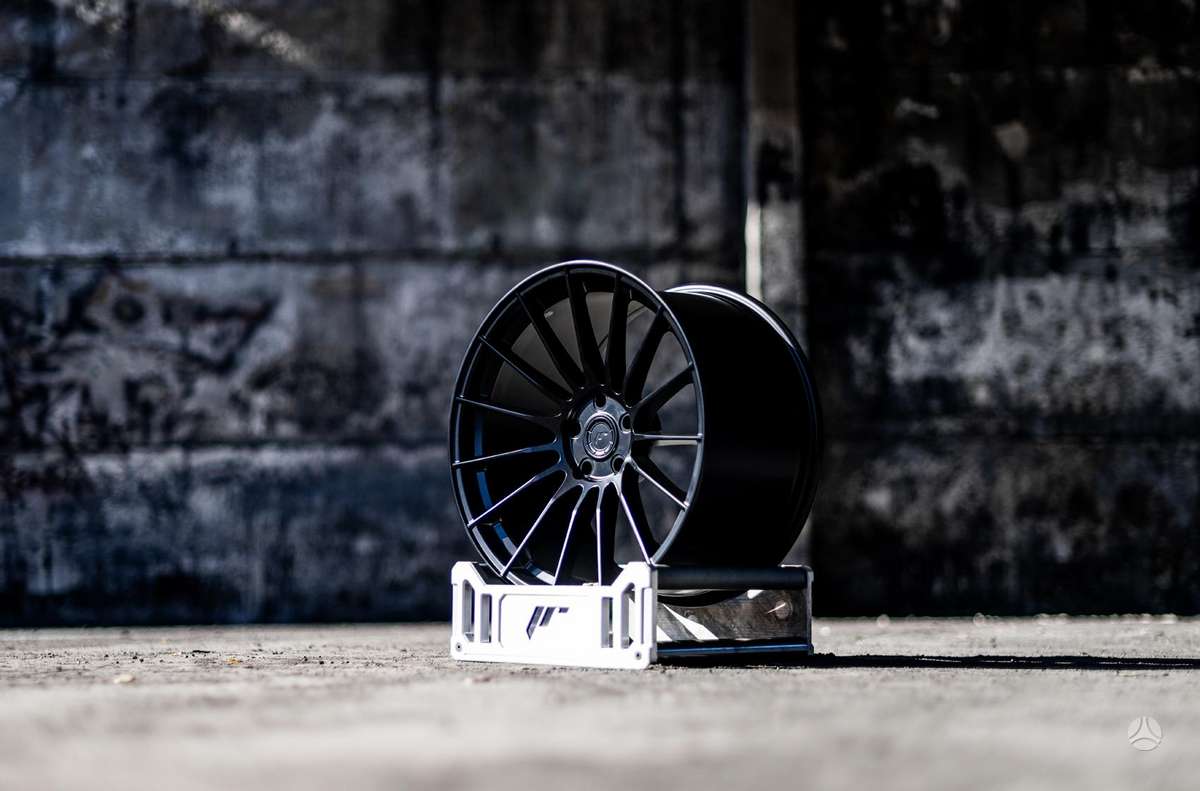 Japan Racing SL05 FlowForming, легкосплавные , R18
