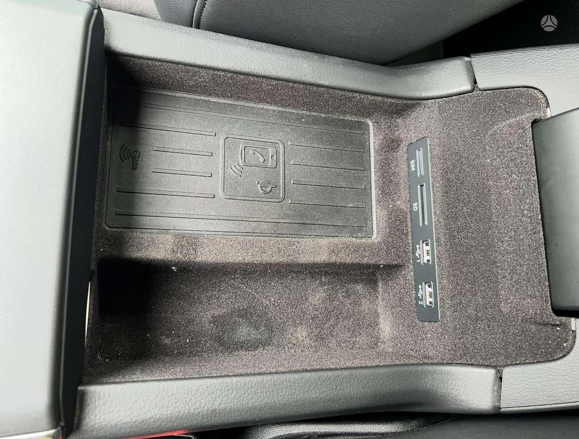 Audi A6, 2.0 l., universalas