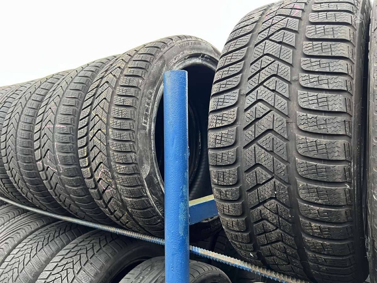 Pirelli, žieminės 245/40 R18