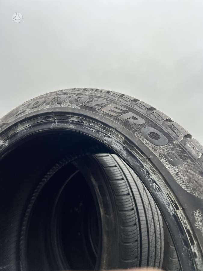 Pirelli, žieminės 245/40 R18