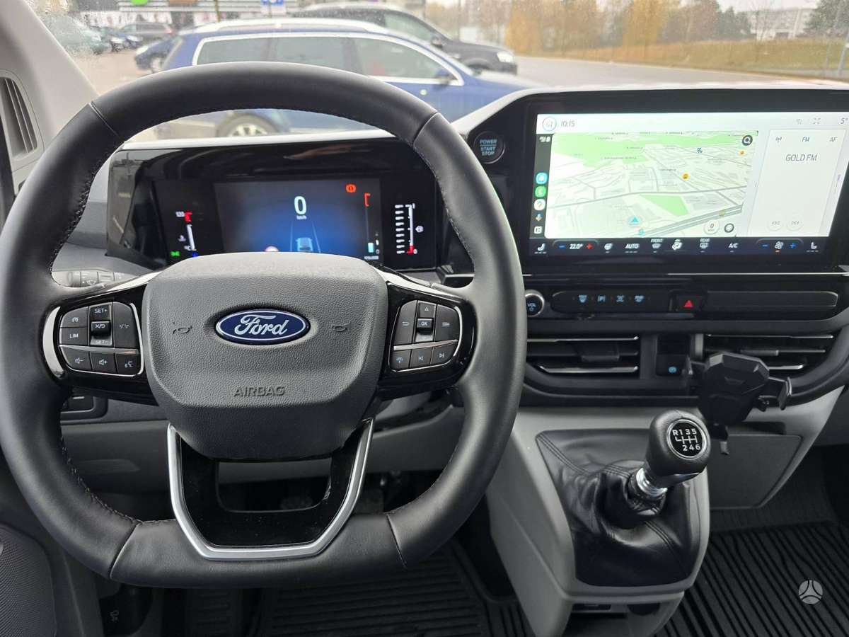 Ford Transit Custom, keleivinis mikroautobusas