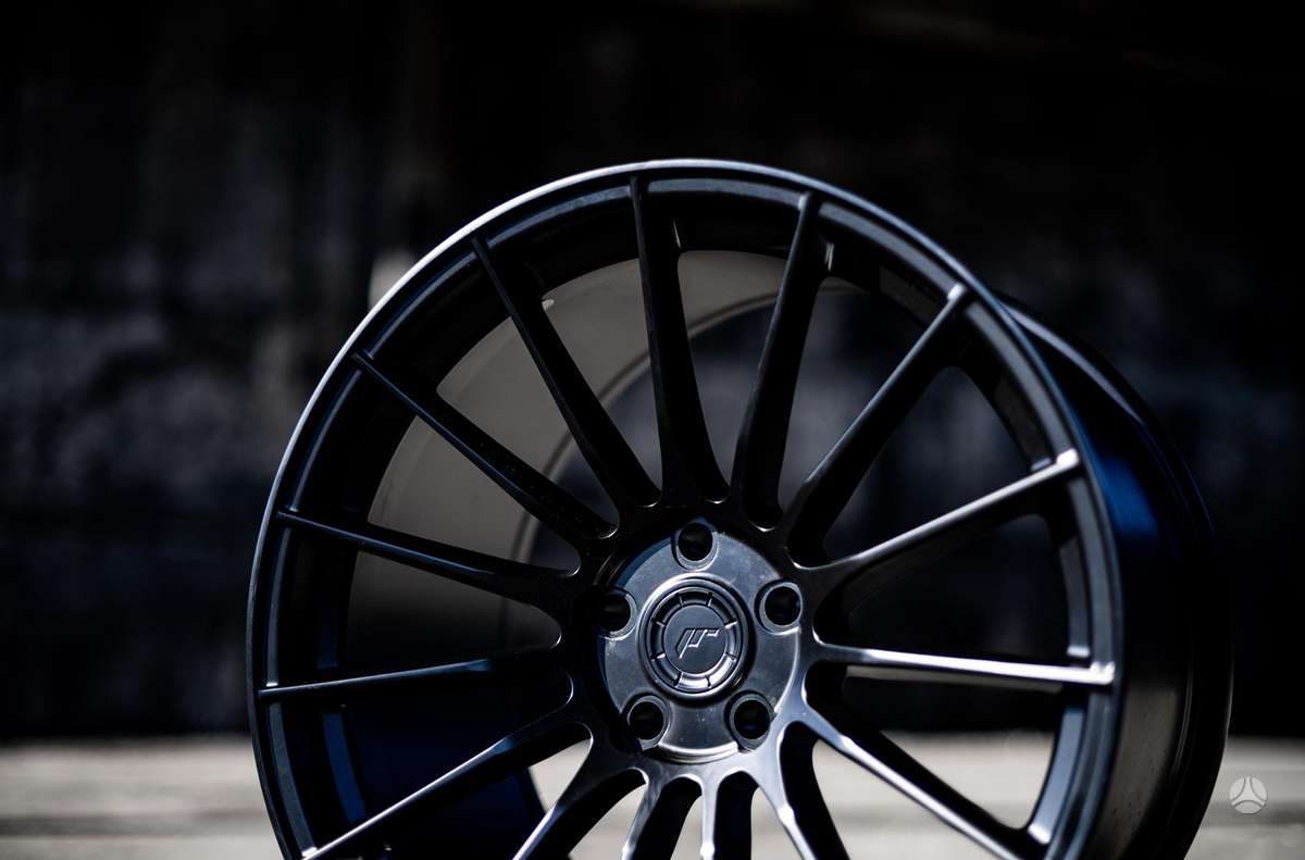 Japan Racing SL05 FlowForming, light alloy, R19