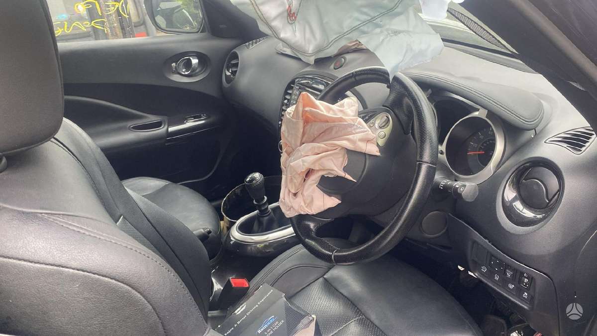 Nissan Juke по частям