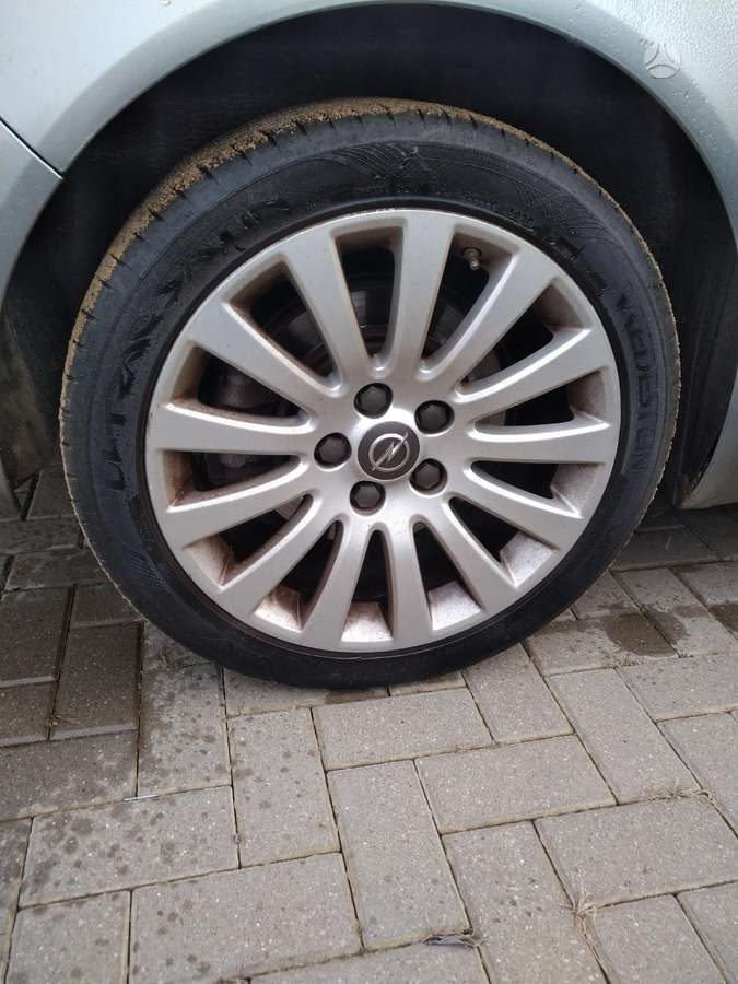 Opel Insignia Spalva 179