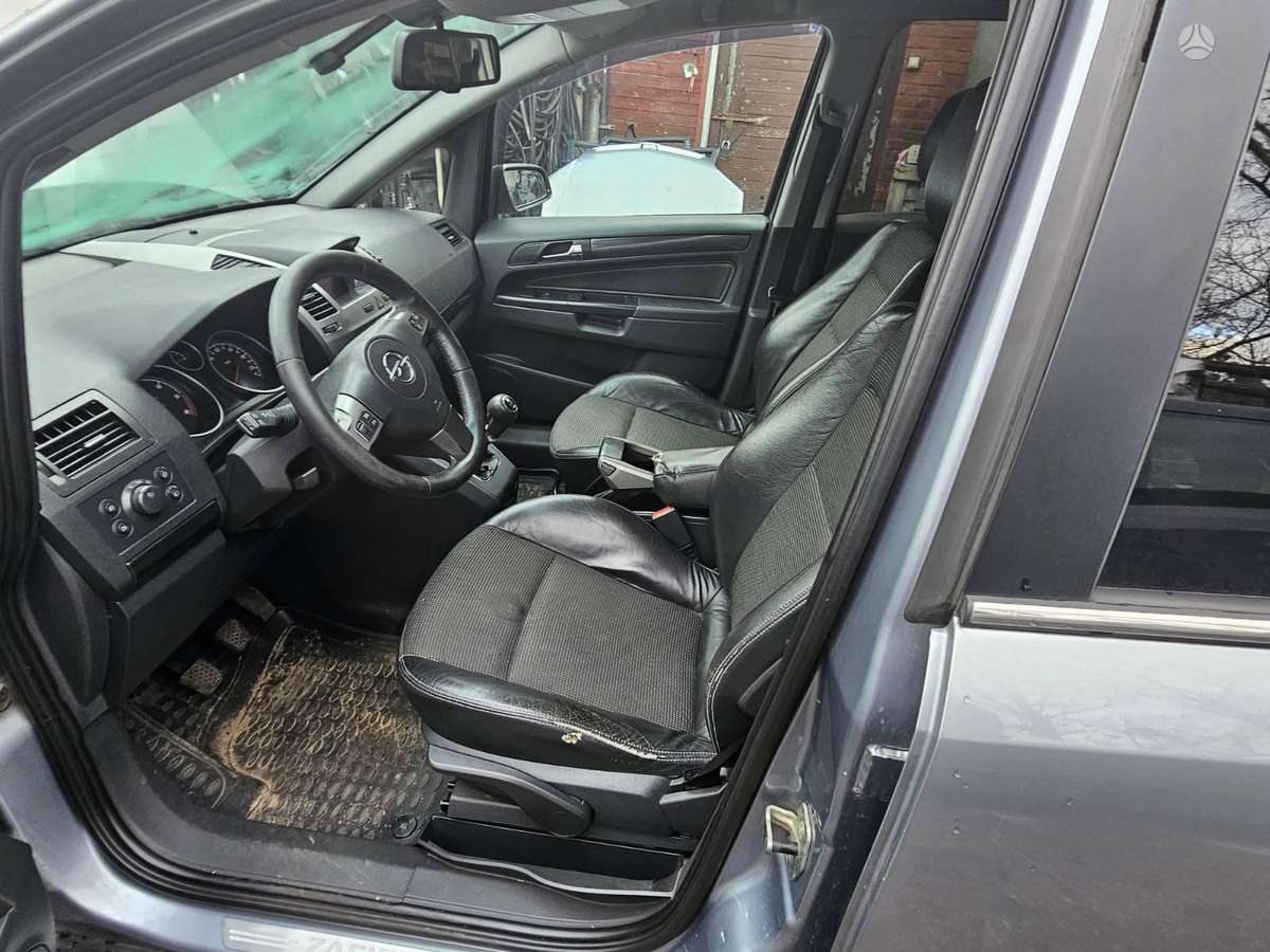 Opel Zafira