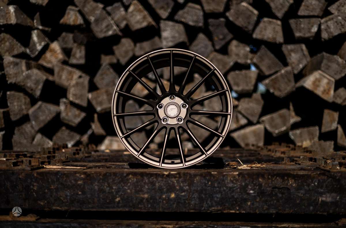 Japan Racing SL05 FlowFormed, light alloy, R18