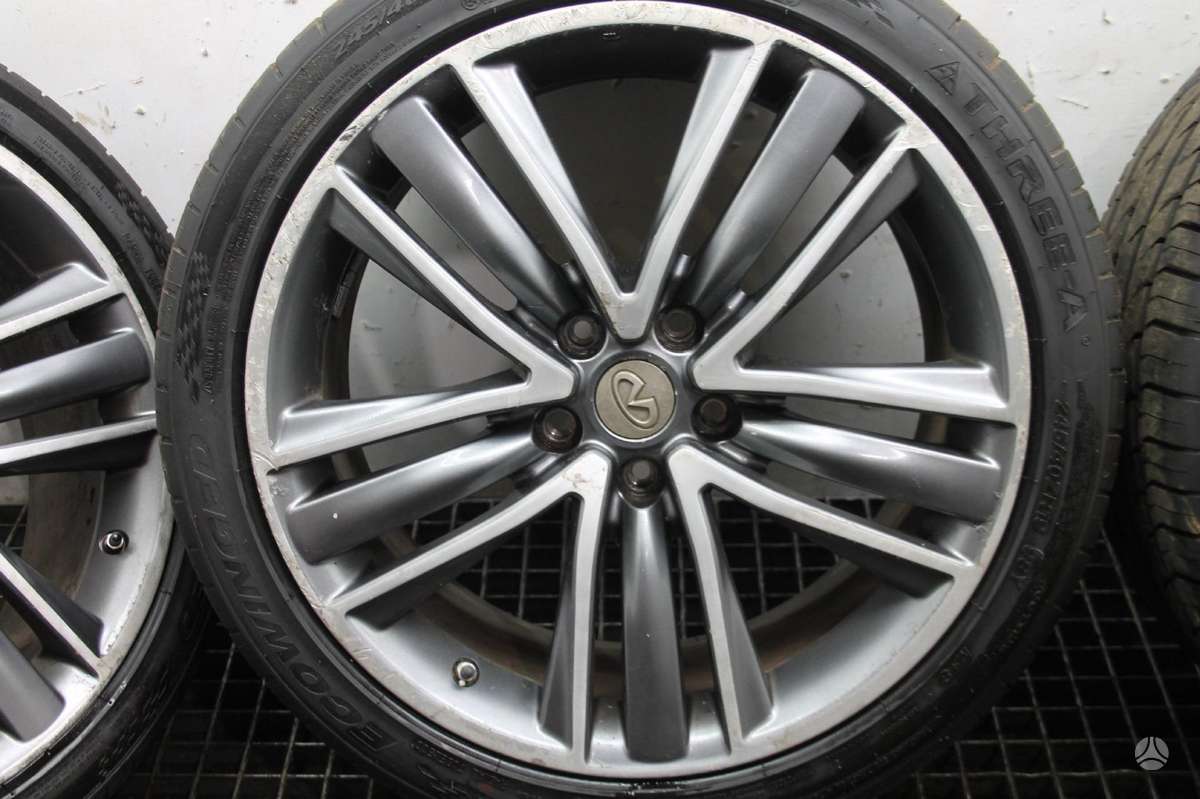 Infiniti Q50, light alloy, R19