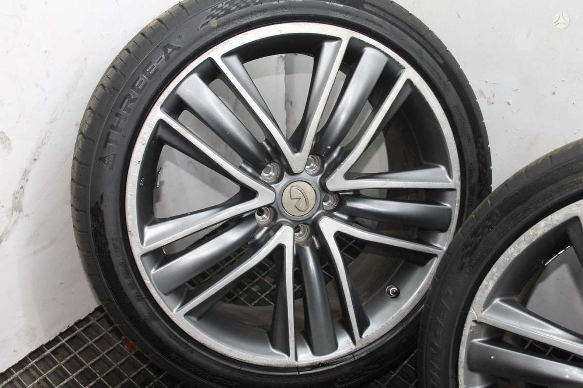 Infiniti Q50, light alloy, R19