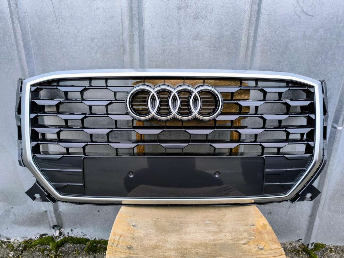 Audi Q2 radiatora režģis