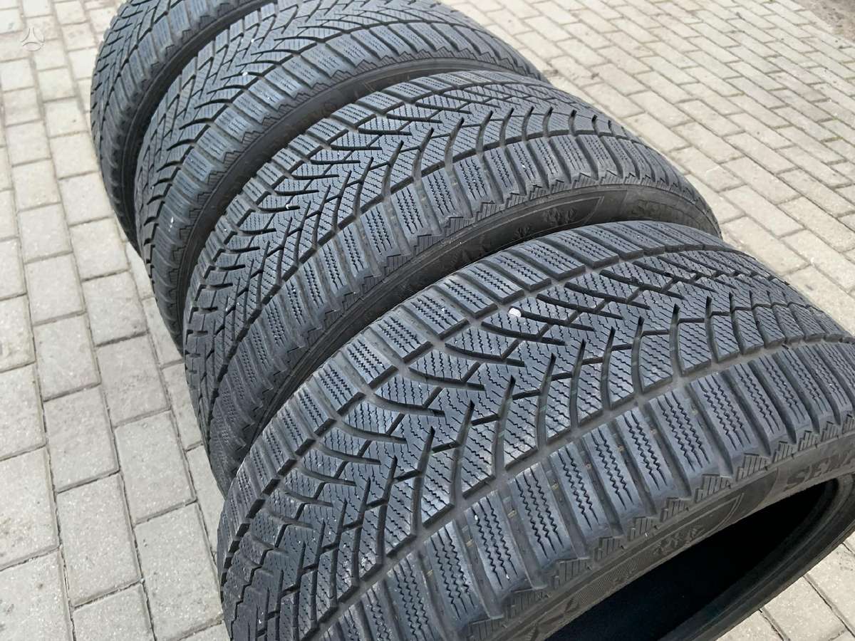 Semperit Speed-grip 3, žieminės 255/40 R19