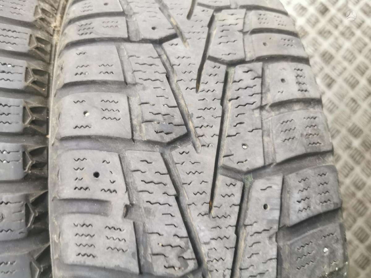Roadstone, žieminės 195/65 R15