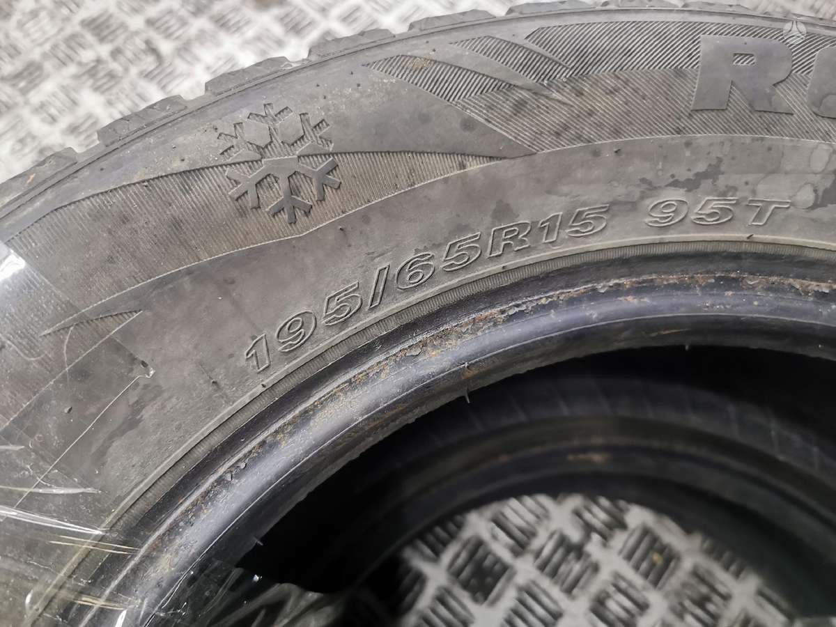 Roadstone, žieminės 195/65 R15