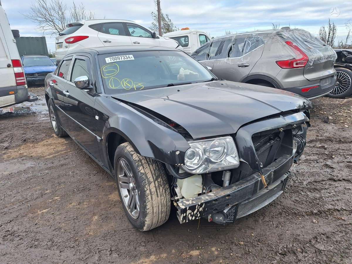Chrysler 300C детали кузова