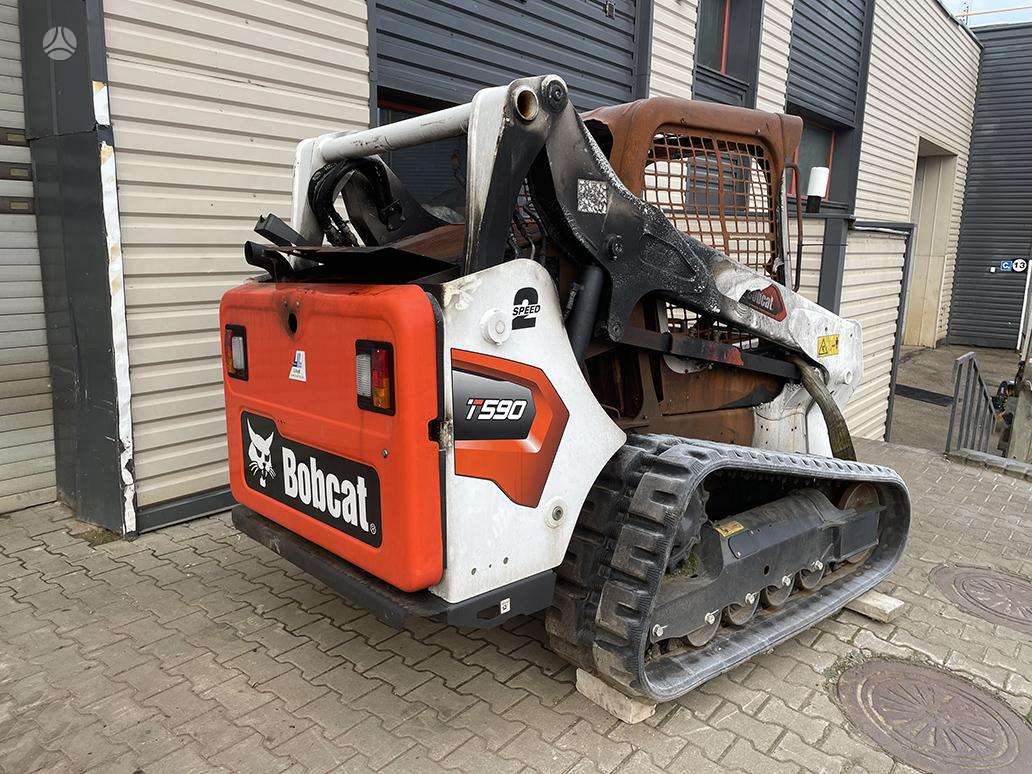 Bobcat T590 Dalimis, statybos ir kelių tiesimo technika