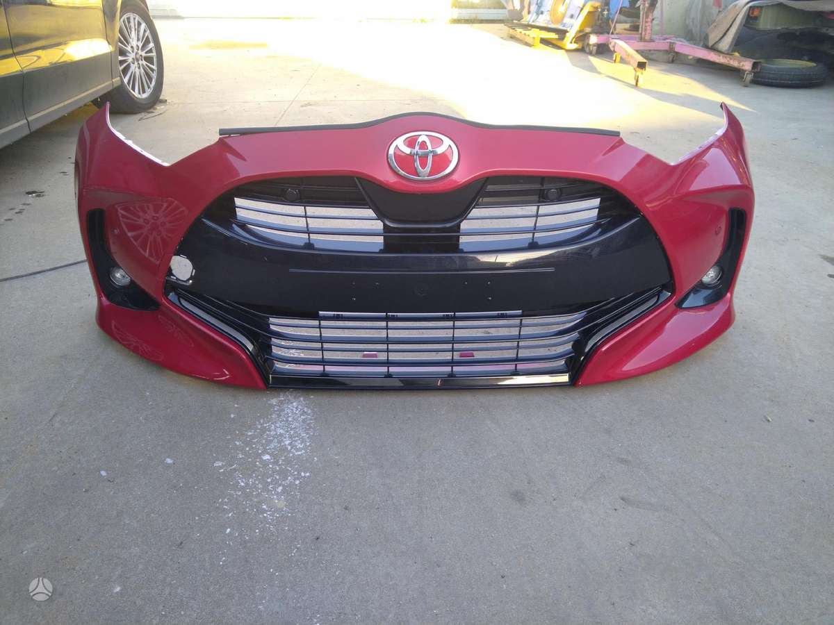 Toyota Yaris kėbulo dalys