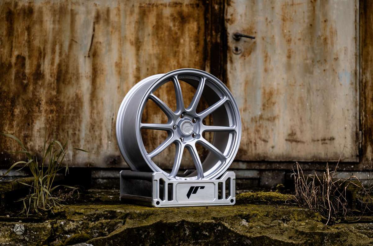 Japan Racing SL04, light alloy, R19