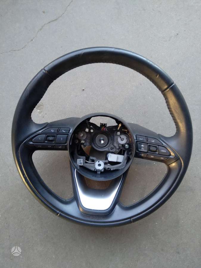 Toyota Yaris kėbulo dalys