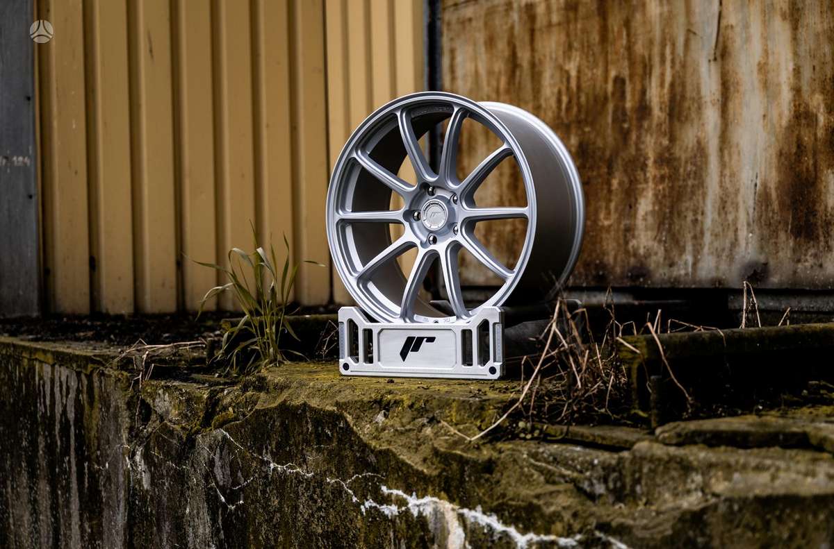 Japan Racing SL04, light alloy, R19