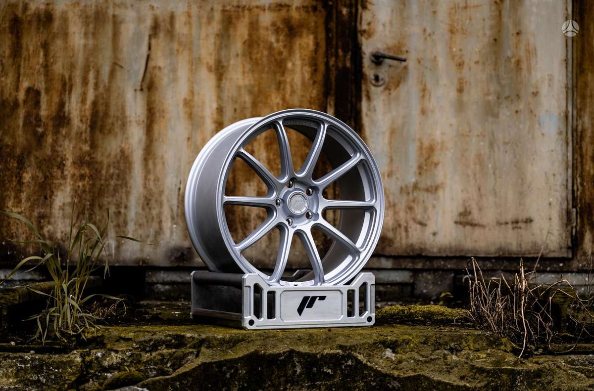 Japan Racing SL04, light alloy, R19
