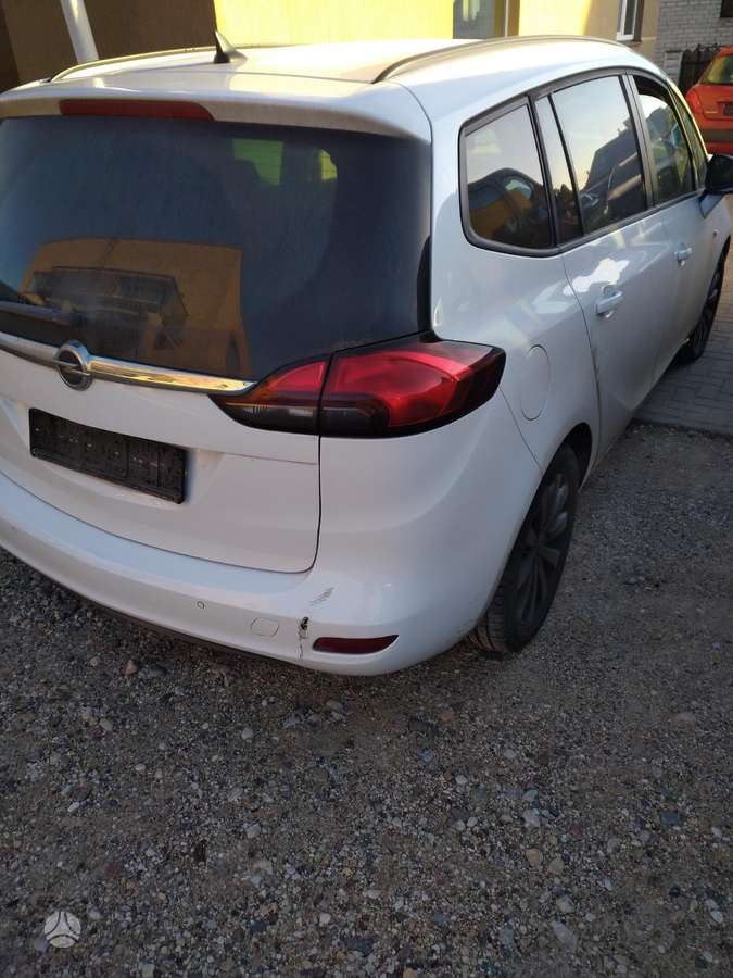 Opel Zafira Tourer Cng dujos