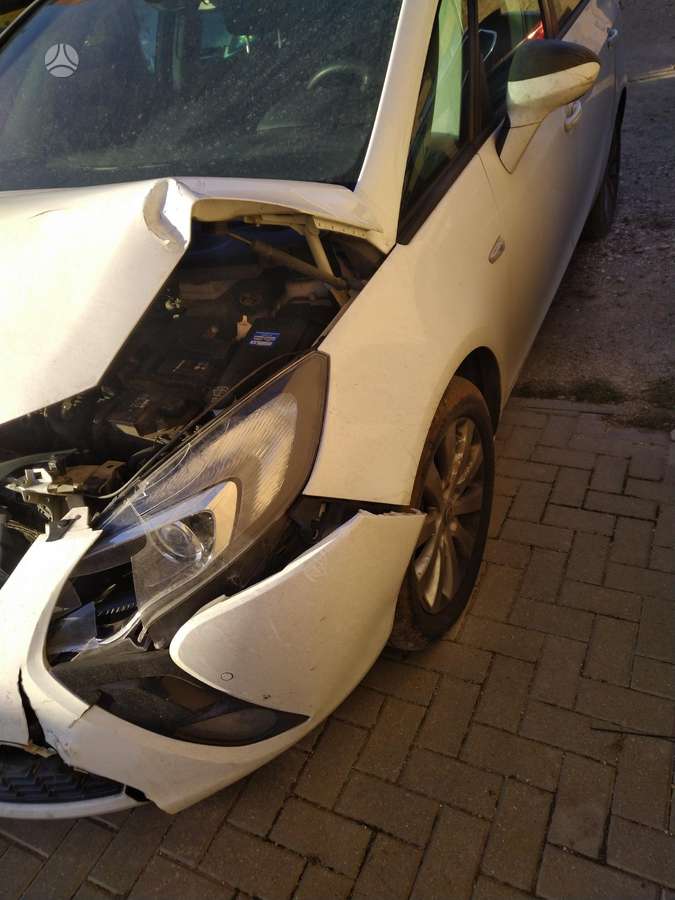 Opel Zafira Tourer Cng dujos